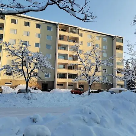 Apartment Valoisa & Tilava 3.krs Kaksio, Lasitettu Parveke Kouvola