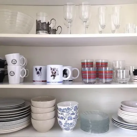 Valoisa & Tilava 3.krs Kaksio, Lasitettu Parveke Lejlighed